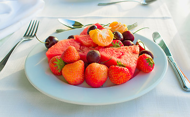 Image showing Fruit dessert, diverse fruits and berries.