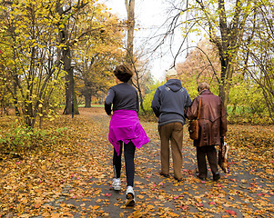 Image showing Female jogger in   park