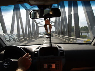 Image showing bridge on the car