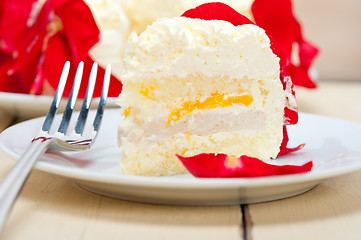 Image showing whipped cream mango cake