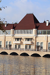 Image showing house near the water