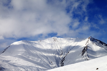 Image showing View on off-piste snowy slope in wind day