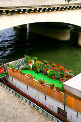 Image showing Houseboat in Paris