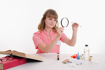 Image showing doctor examines a tablet