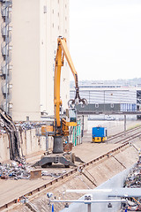 Image showing Barge being loaded or offloaded