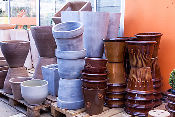 Image showing Glazed and unglazed ceramic flower pots