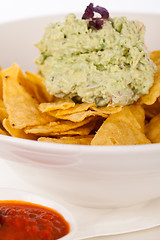 Image showing Crisp corn nachos with guacamole sauce