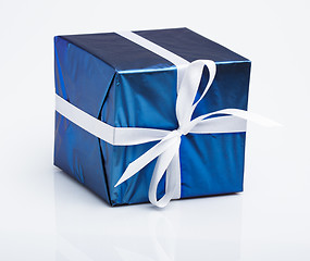 Image showing Blue gift box