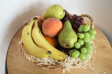 Image showing fresh fruit basket