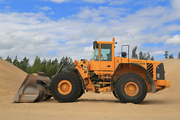 Image showing Volvo L150E Wheel Loader at a Sand Pit