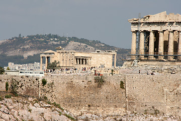 Image showing tourists at parthenon