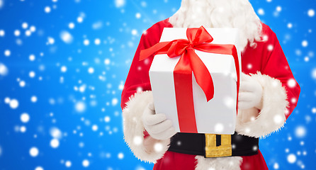 Image showing man in costume of santa claus with gift box