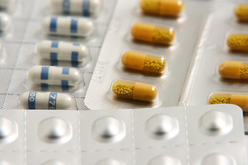 Image showing pills containers 2