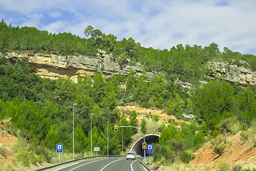 Image showing     Road to Montserrat