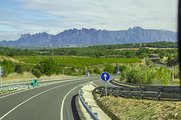 Image showing     Road to Montserrat