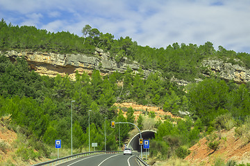 Image showing     Road to Montserrat