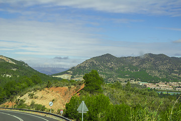 Image showing     Road to Montserrat