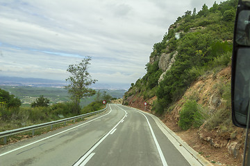 Image showing     Road to Montserrat