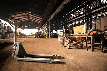 Image showing Large empty hall with concrete walls