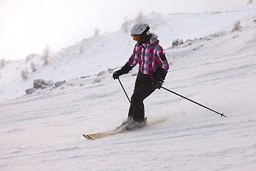 Image showing Skiing