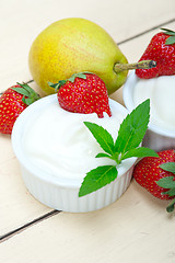 Image showing fruits and yogurt 