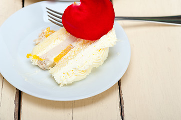 Image showing whipped cream mango cake