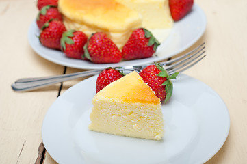 Image showing heart cheesecake