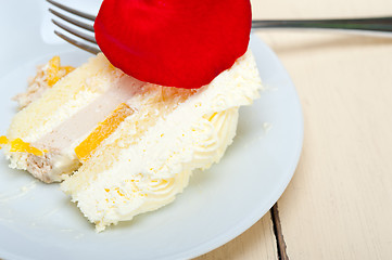 Image showing whipped cream mango cake