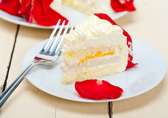 Image showing whipped cream mango cake