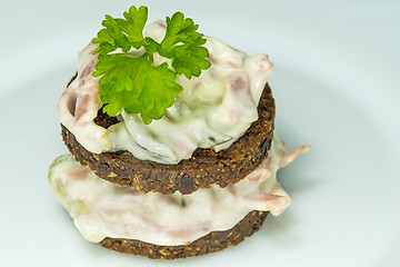 Image showing Pumpernickel with meat salad