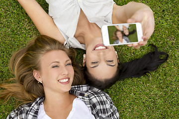 Image showing Best friends taking selfies