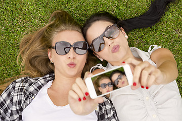 Image showing Best friends taking selfies