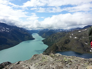 Image showing Gjende and Bessvatnet seen from Besseggen