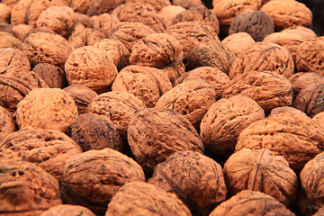 Image showing walnuts background