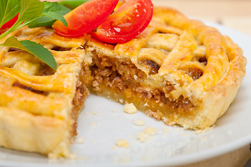 Image showing home made beef pie