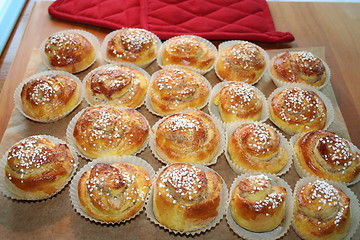 Image showing Buns with saffron