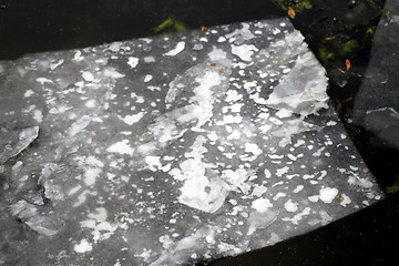 Image showing Ice floating on the river in winter