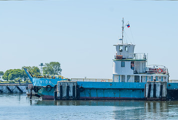 Image showing Nida ferry boat on spit for cars and people