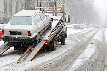 Image showing Car towing