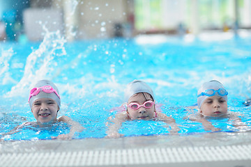 Image showing children group  at swimming pool