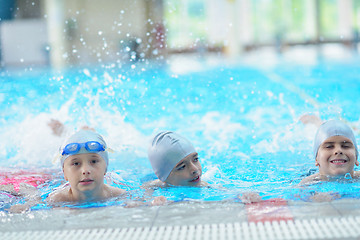 Image showing children group  at swimming pool