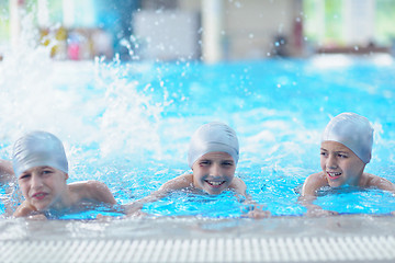 Image showing children group  at swimming pool