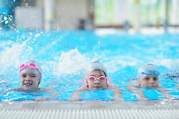 Image showing children group  at swimming pool