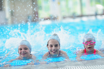 Image showing children group  at swimming pool