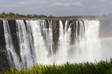 Image showing The Victoria falls with mist from water