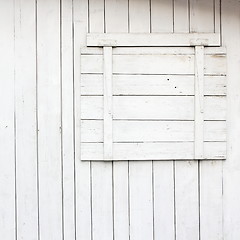 Image showing window with closed blind