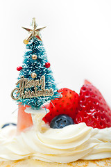 Image showing christmas tree on crepe pancake cake 