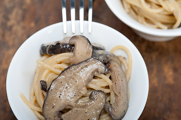 Image showing Italian spaghetti pasta and mushrooms