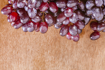 Image showing bunch or red grapes