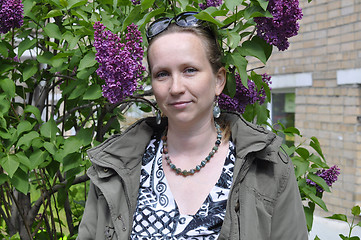 Image showing The woman's portrait in park.